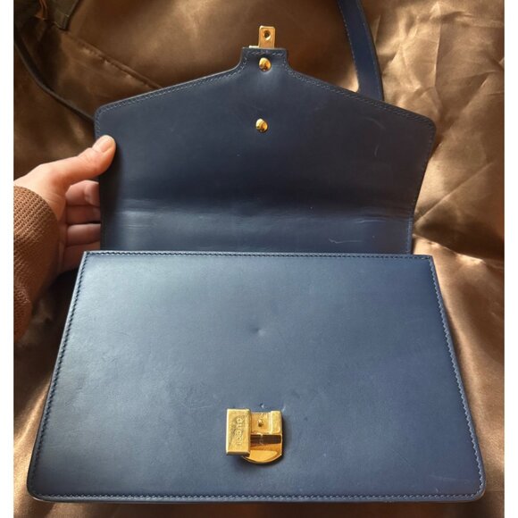 Gucci Sylvie Small Authentic Leather Shoulder Bag Web Stripe & Gold Clasp - Picture 8 of 13